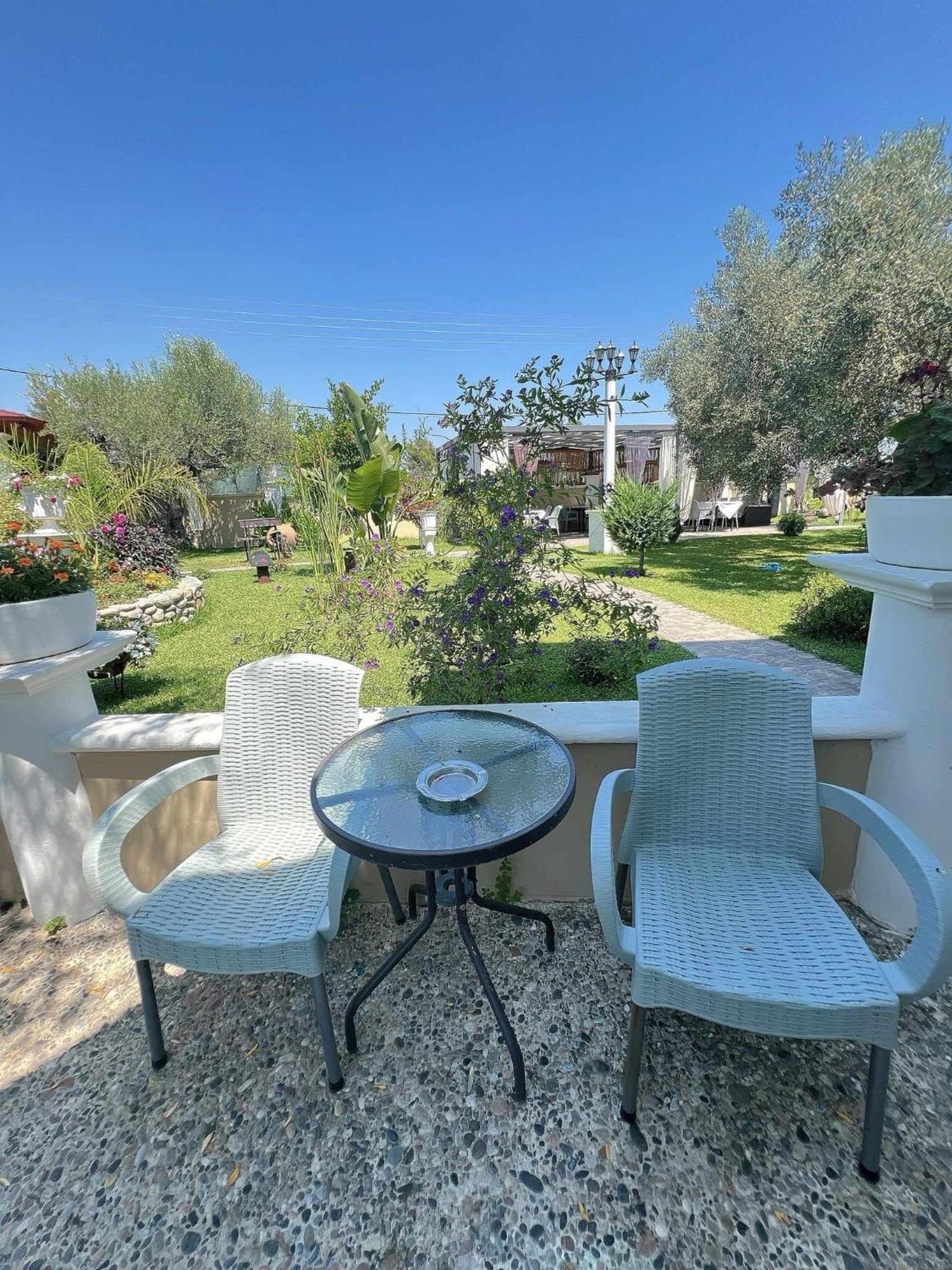 Apartments Alexandros 폴리크로노 외부 사진